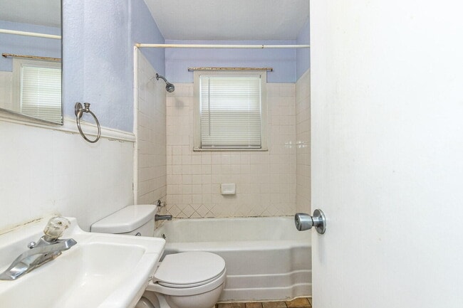 Building Photo - 5010 38th St