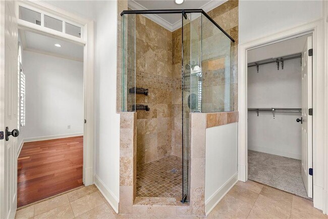 Building Photo - 15 Buford Village Walk