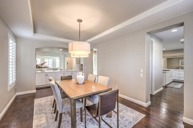 Building Photo - 636 Chervil Valley Dr