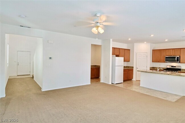 Building Photo - 6124 Castle Gardens Ave