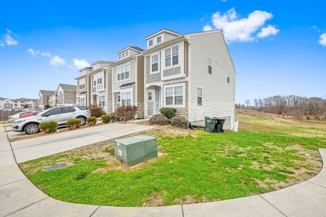 Building Photo - 3667 Ascott Commons Ln SW