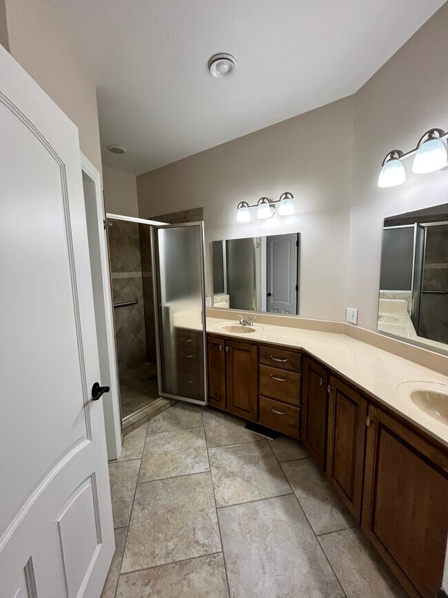Building Photo - 157 Twilight Trail