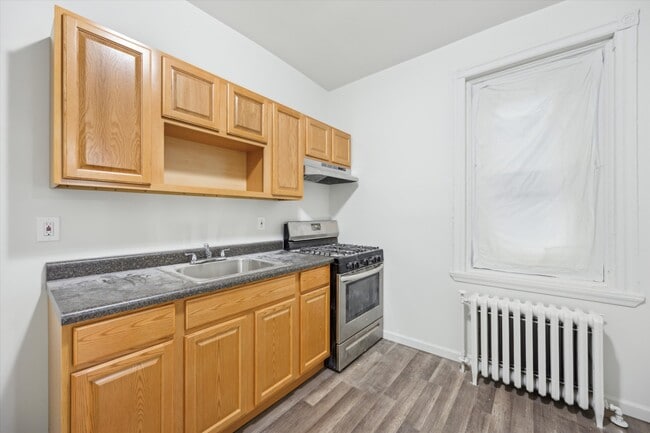 Building Photo - 3833 Pennsgrove St