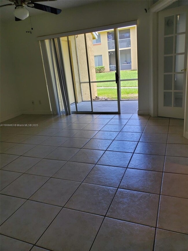Building Photo - 1154 Coral Club Dr