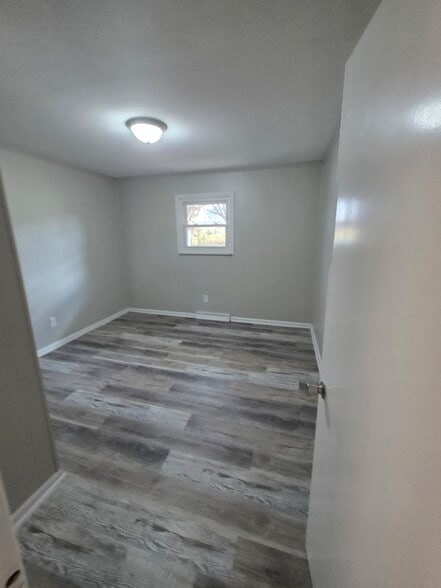 Building Photo - 3187 Licking Valley Rd