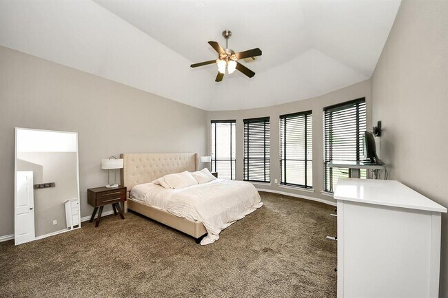 Building Photo - 26403 Bright Sky Ct