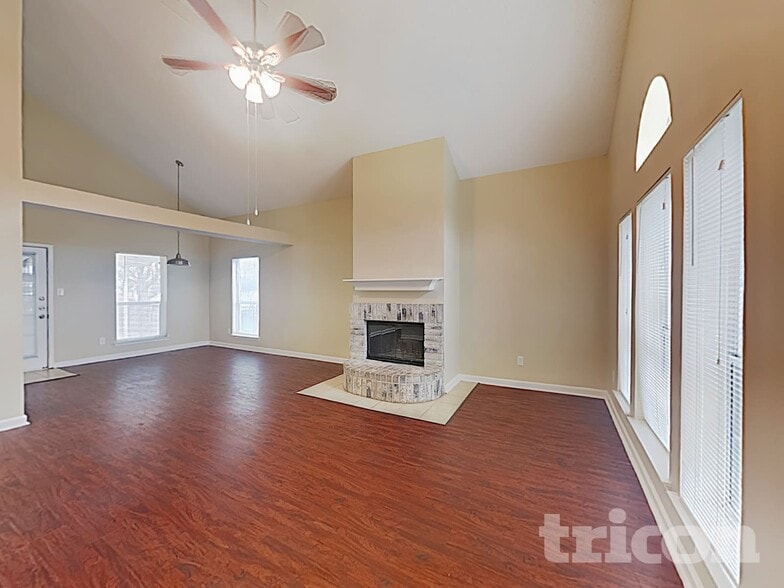 Building Photo - 2087 Palomino Trail