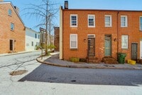 Building Photo - 7 E Hamburg St