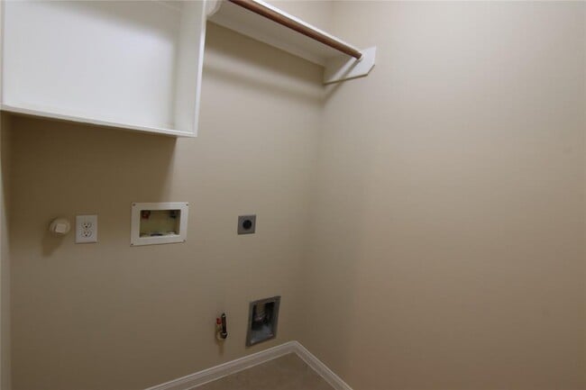 Building Photo - 3431 Lilac Ranch Dr