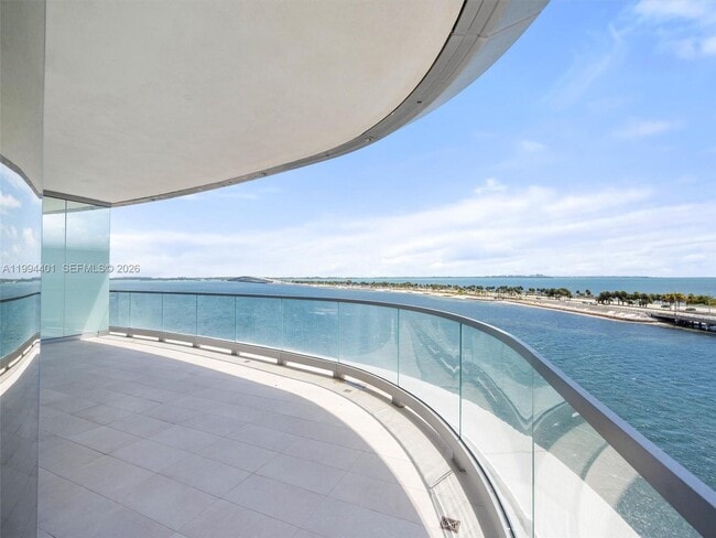 Building Photo - 175 25