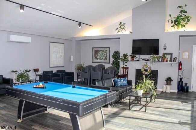 Building Photo - 2467 NJ-10