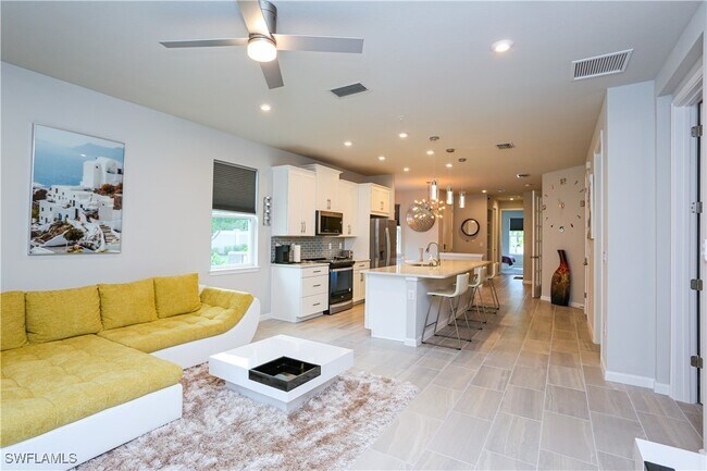Building Photo - 4546 Arboretum Cir