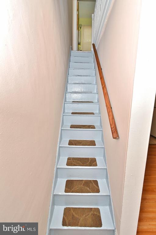 Primary Photo - 3031 N Lee St