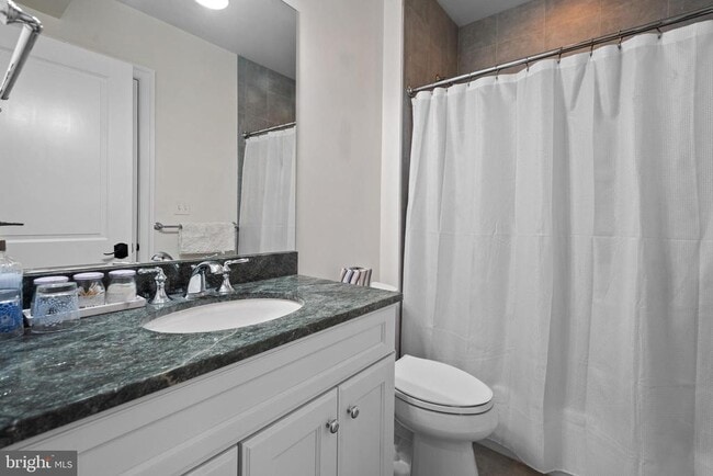 Building Photo - 5600 Brite Dr