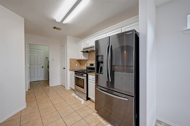 Building Photo - 6906 Anson Point Ln
