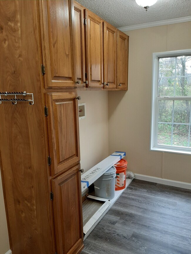 Building Photo - 5767 Deauville Cir