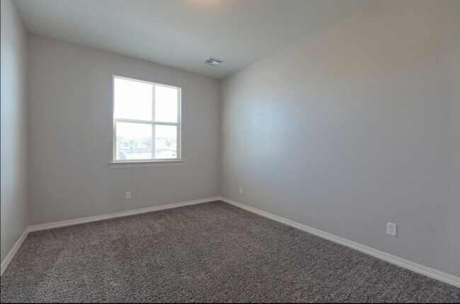 Building Photo - 309 Quiet Prairie Dr