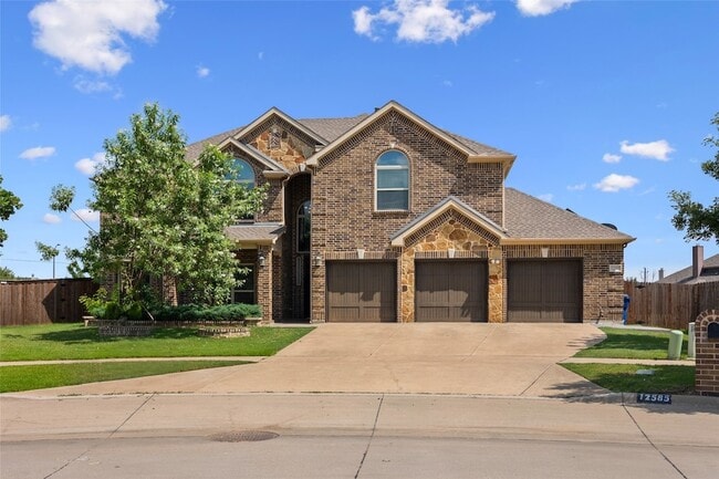 Building Photo - 12585 Princess Dr