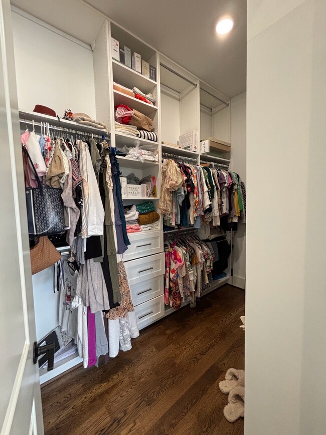 Building Photo - Home in Brookberry Farms community