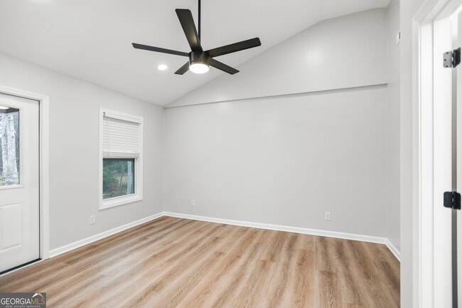 Building Photo - 335 Harris Rd