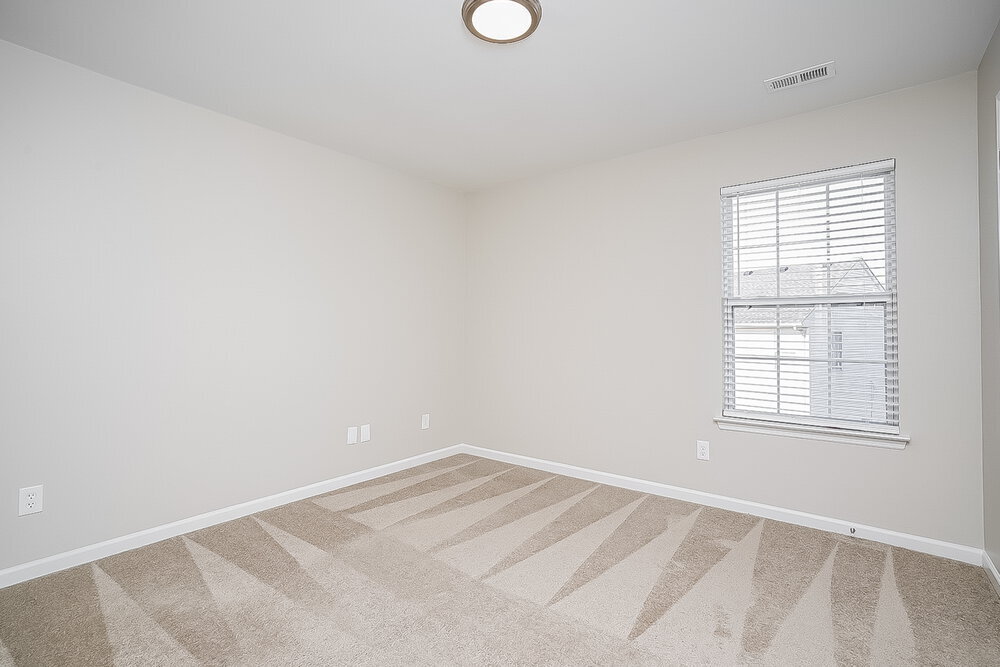 Building Photo - 102 Meadow Crest Ct
