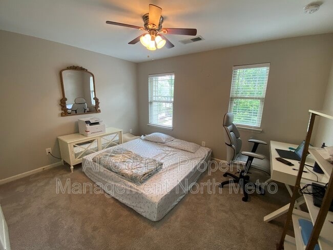 Building Photo - 3371 Castleberry Village Cir