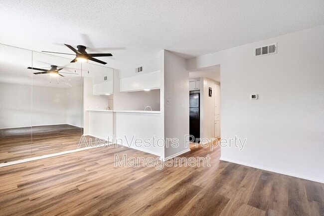 Building Photo - 7801 Shoal Creek Blvd