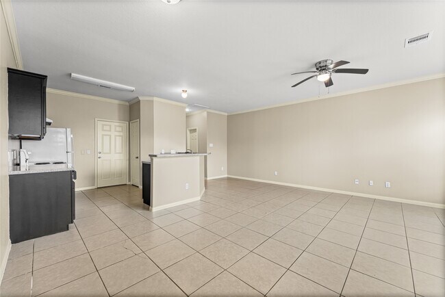 Building Photo - 4536 Mallow St