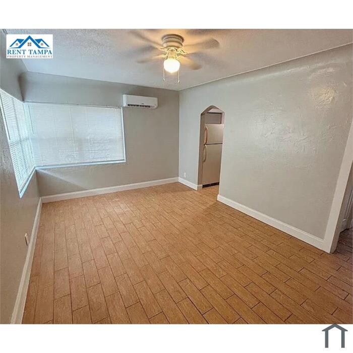 Building Photo - 761 22nd Ave S