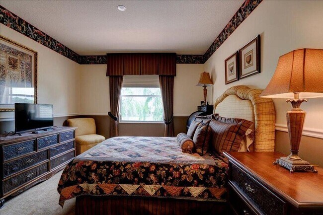 Building Photo - 10891 Northgreen Dr