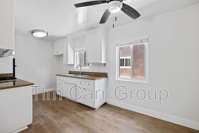 Building Photo - 271 16th Pl