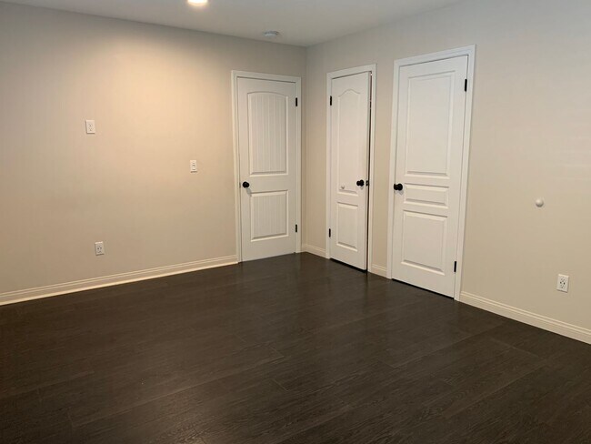 Building Photo - Beautiful 4 Bedroom, 2 Bathroom Sylmar House for Lease (Main House)!