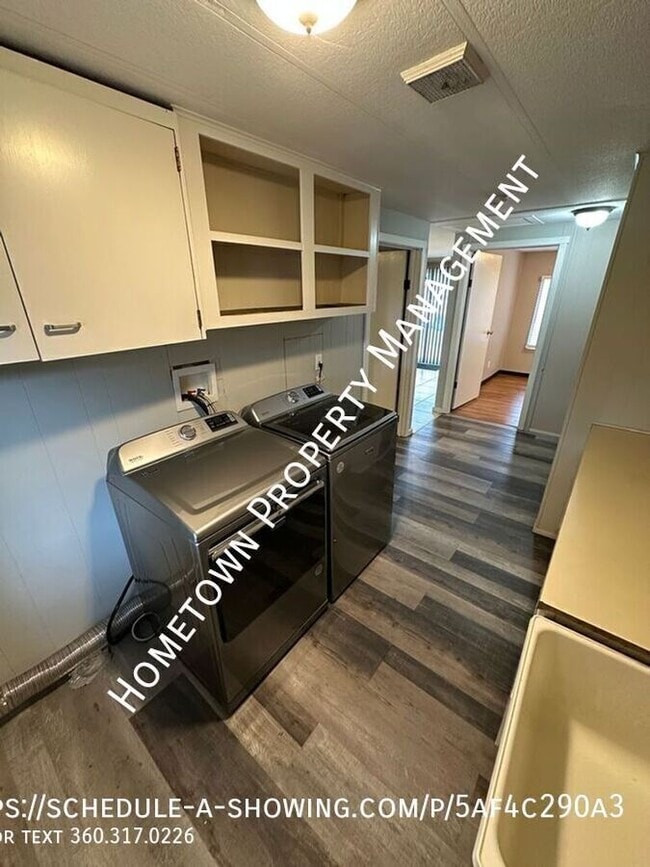 Building Photo - 18209 Corvallis St SW