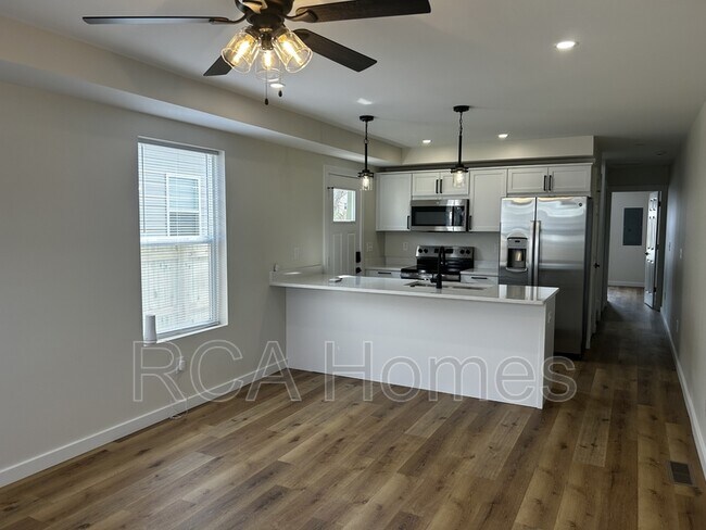 Building Photo - 3449 E 26th St