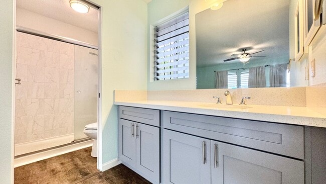 Building Photo - UPDATED 3 BEDROOM WITH 2 CAR GARAGE IN AIEA