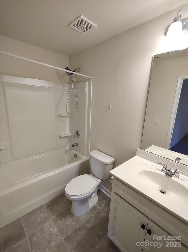 Building Photo - 7135 Thornrose Dr