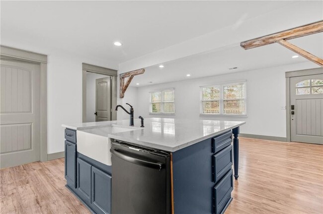 Building Photo - 4409 Doc Sams Rd