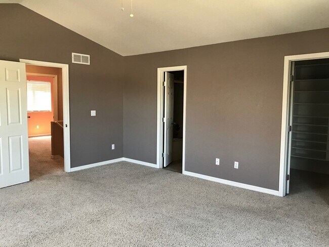 Building Photo - Beautiful Home in Morrison