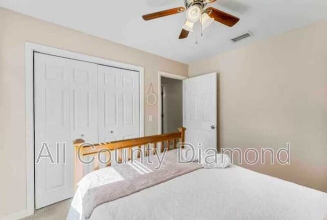 Building Photo - 11721 Sand Castle Ln