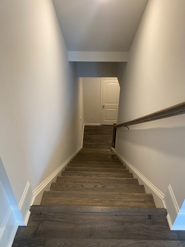 Building Photo - Modern 3-Story Townhome Near Woodstock High & Middle School