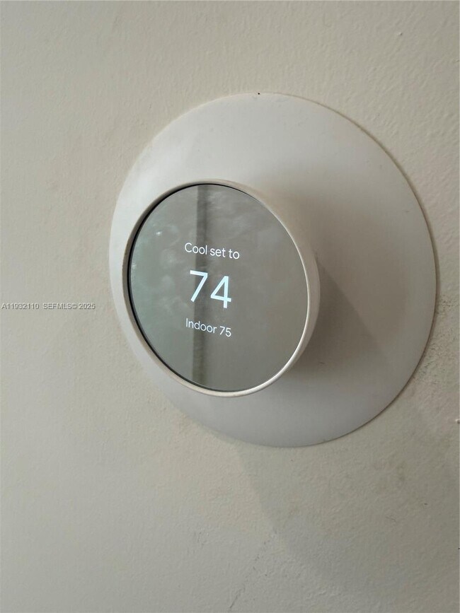 Building Photo - 1786 SW 9th St