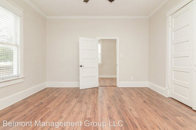 Building Photo - 611 S Park Ave