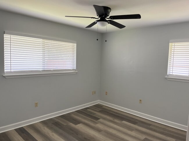 Building Photo - 1316 Nursery Pl