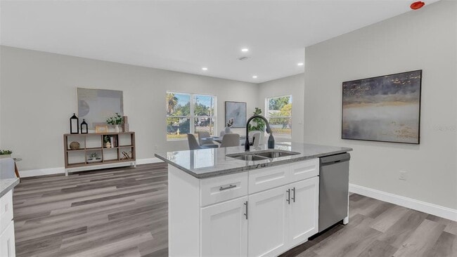 Building Photo - 1901 31st St S