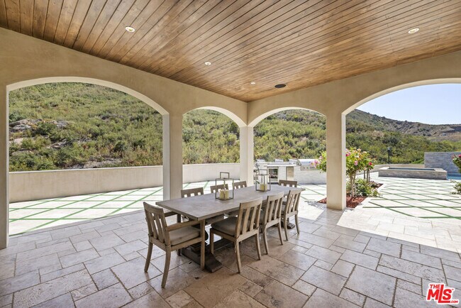 Building Photo - 29450 Malibu View Ct