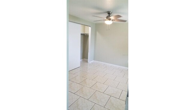 Building Photo - 1600 Cardinal Ln