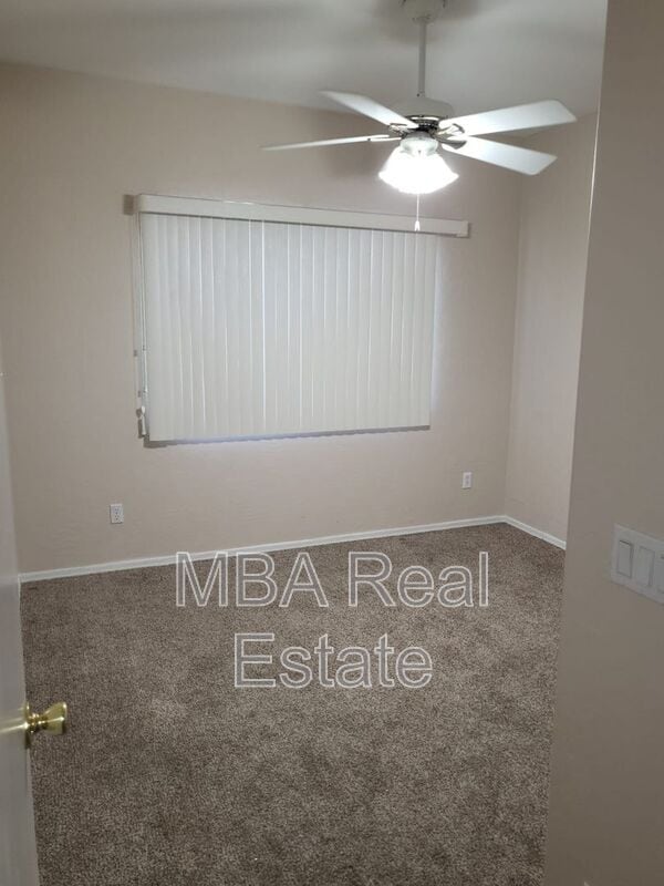 Building Photo - 277 S Wild Horse Way