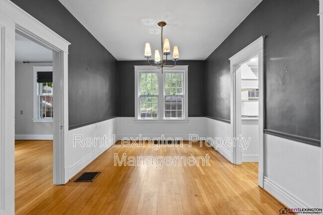 Building Photo - 1041 Fontaine Rd