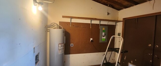 Storage Area - 35138 Whispering Oaks Blvd