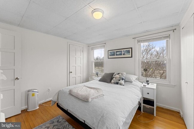 Building Photo - 5816 N Kings Hwy